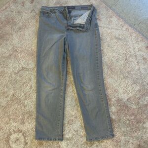 Gloria Vanderbilt Light Gray Jeans